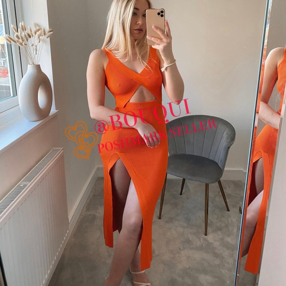 BLOGGER FV ZARA LIMITED EDITION CUT OUT KNIT DRESS - Picture 5 of 14